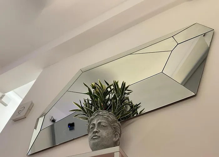 St.peter's Moon 4*